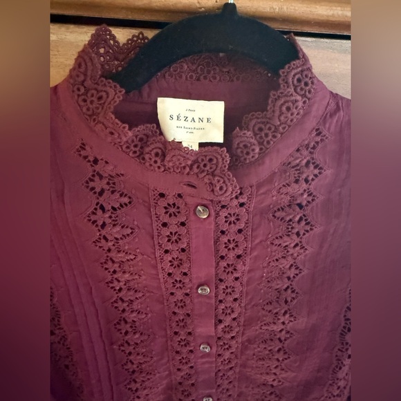 Sezane Rym shirt in burgundy. - Picture 3 of 5